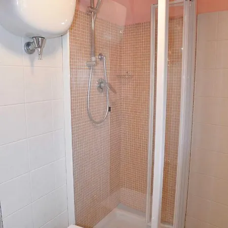 Guest house Paolo 2*